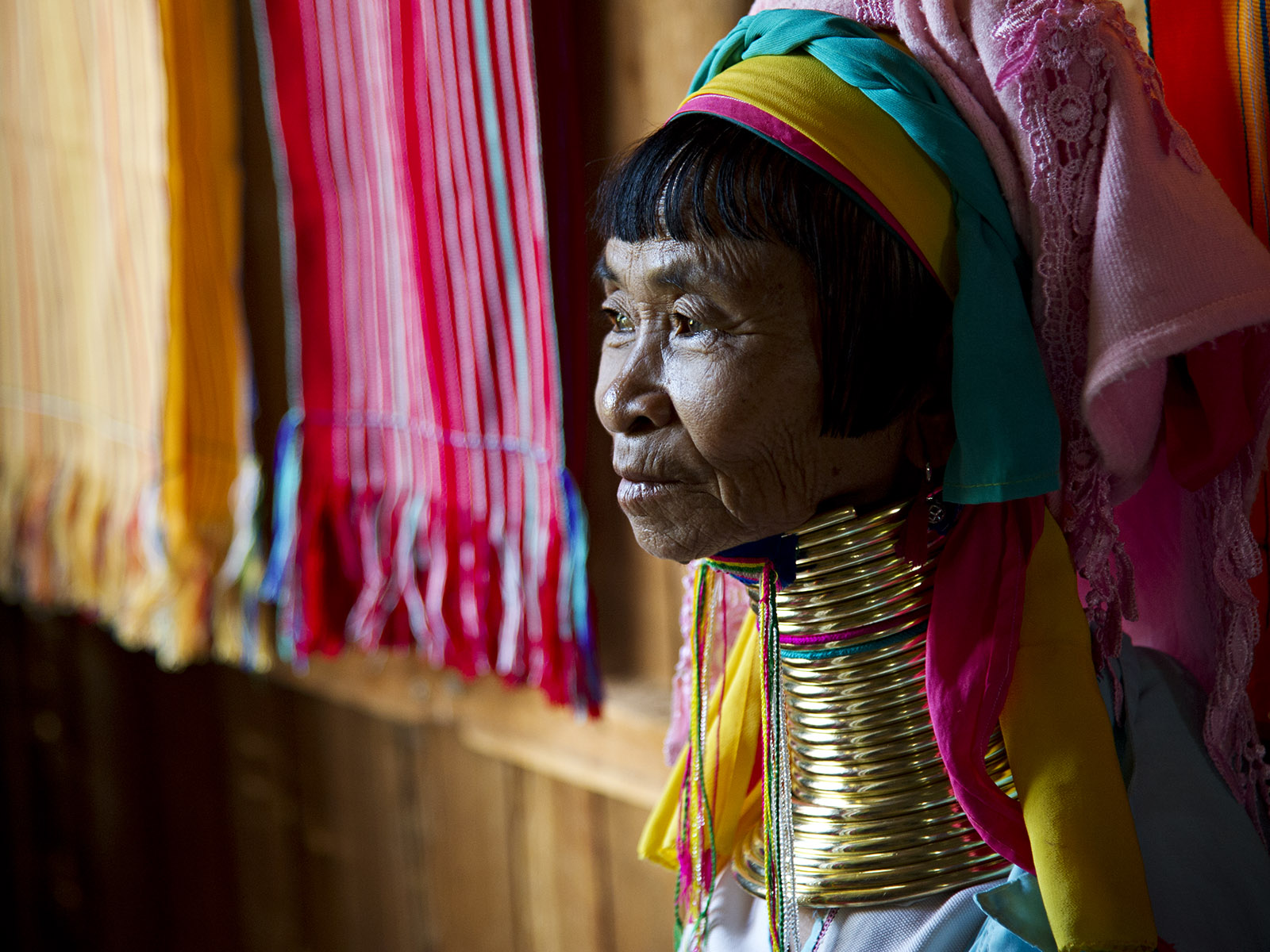 Unidentified Karen Tribe Woman Poses For The Camera The Karen People Wear  Brass Rings Around Their Neck From As Young As Five Years Old. Stock Photo,  Picture and Royalty Free Image. Image