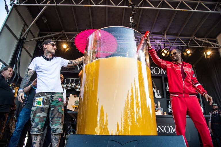 Snoop Dogg Breaks World Record
