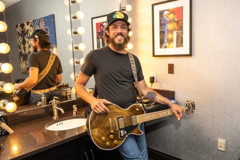 Chris Janson Talks New Record, Dolly Collaboration And His Favorite Place To Fix A Drink