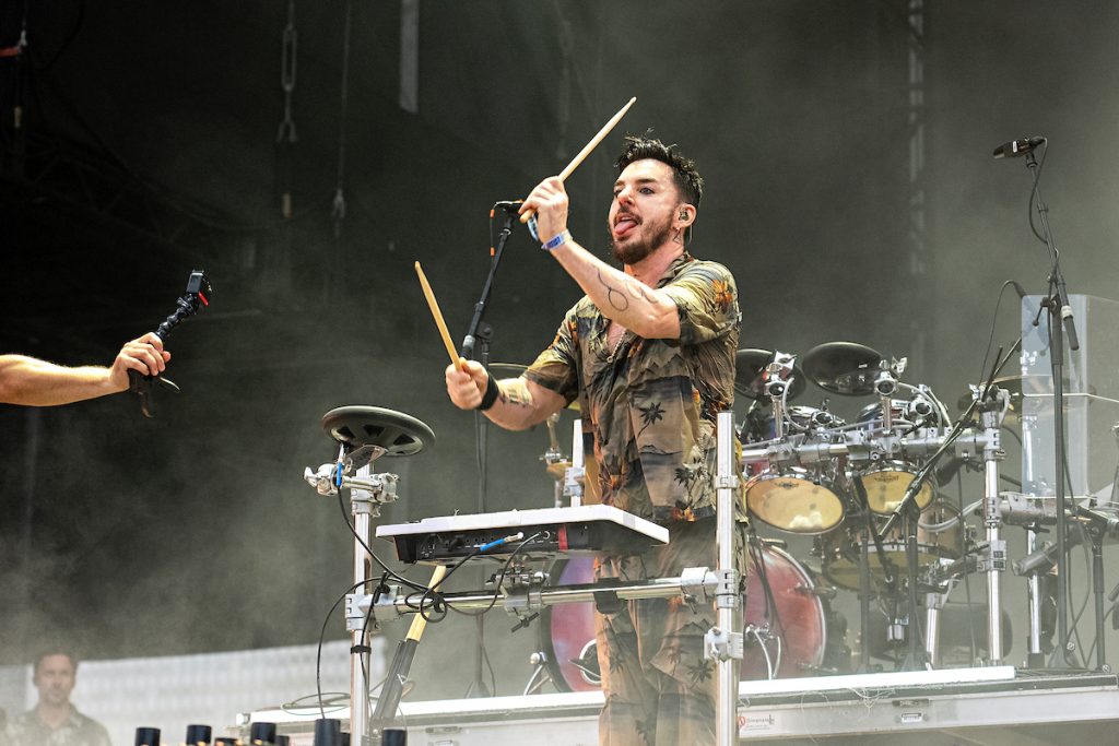 Lollapalooza Day 2: 30 Seconds to Mars reaches new heights