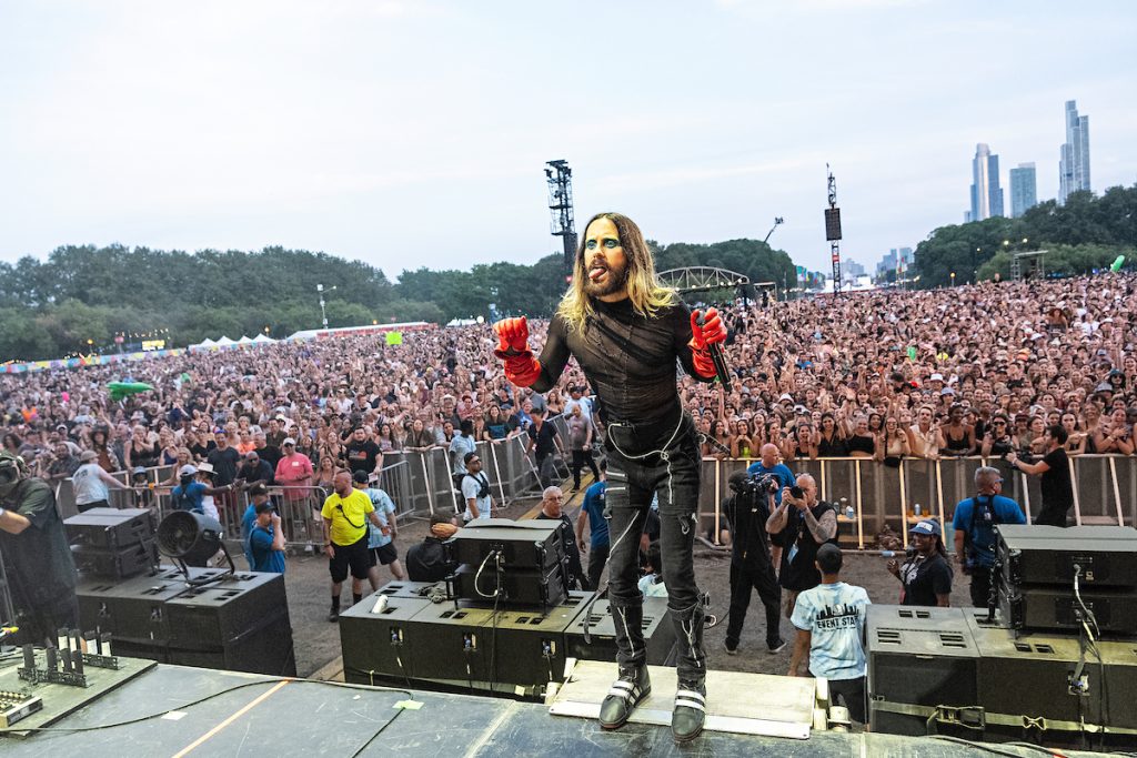 Lollapalooza Day 2: 30 Seconds to Mars reaches new heights