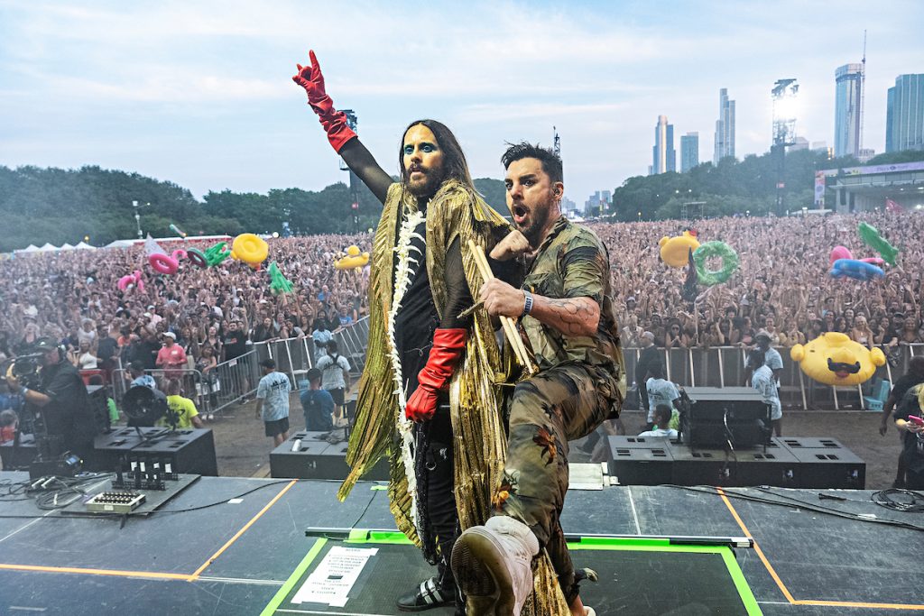 Lollapalooza Day 2: 30 Seconds to Mars reaches new heights