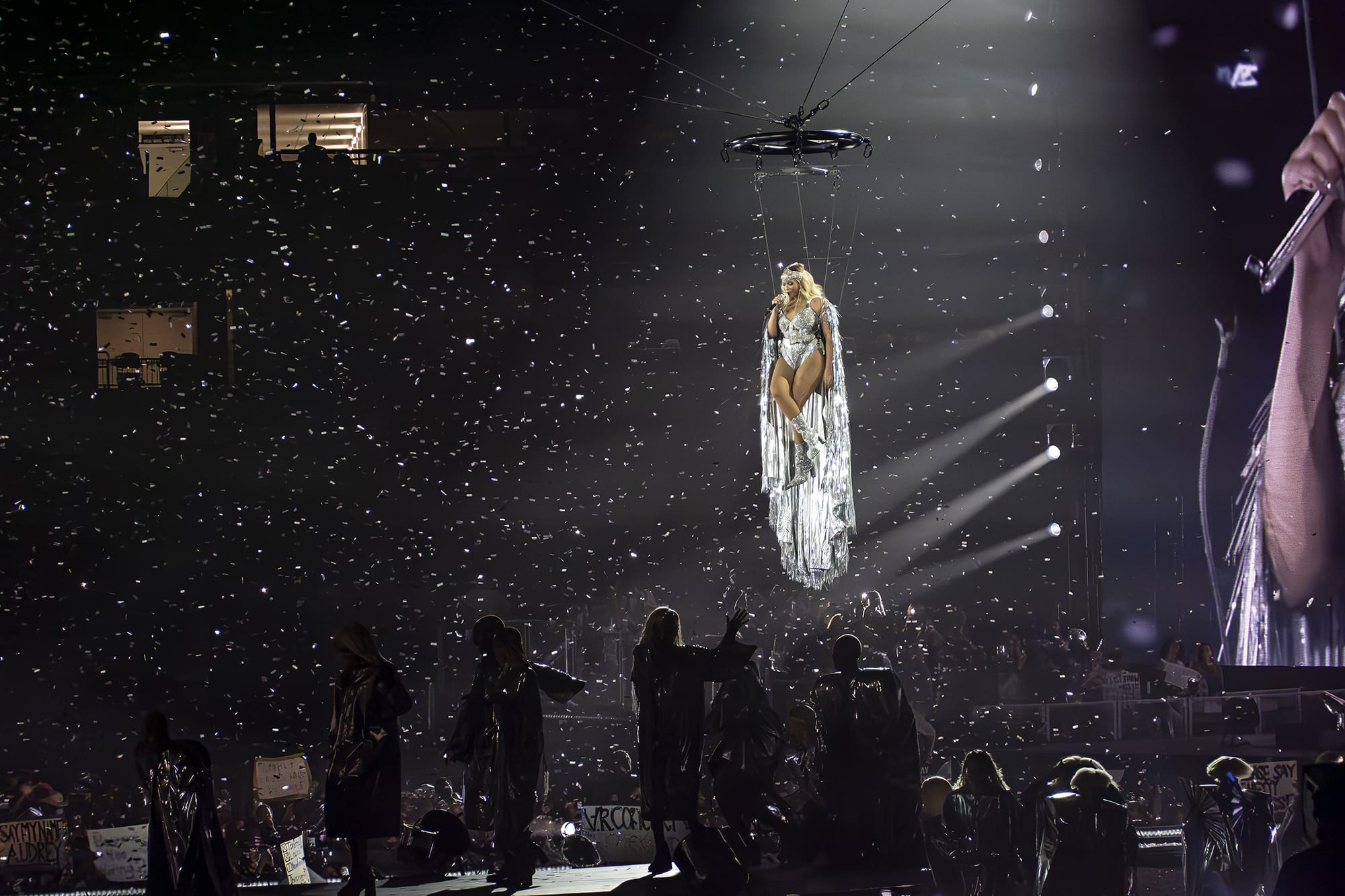 Beyonce Brings The Bling To Caesars Superdome In New Orleans