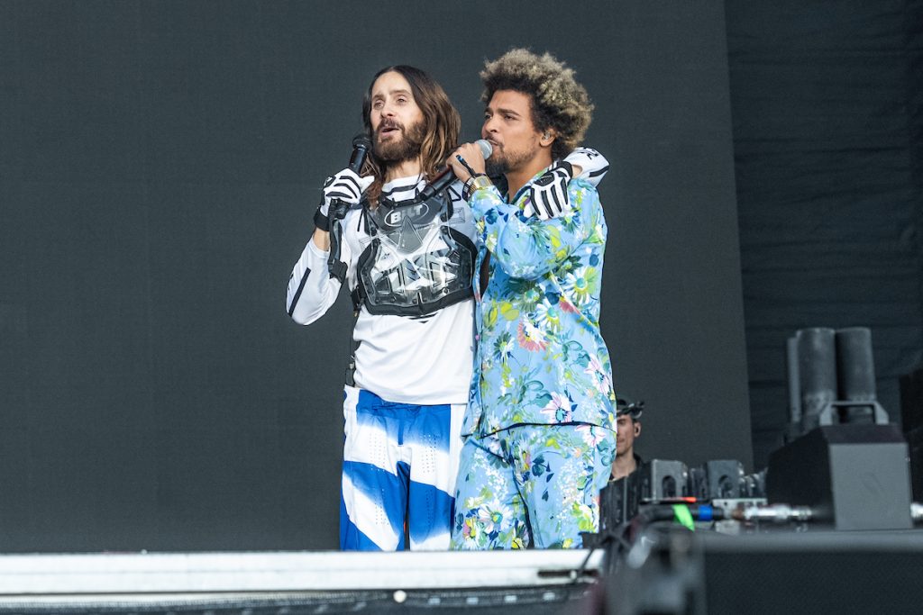 30 Seconds To Mars Makes Out Of This World Entrance At ACL