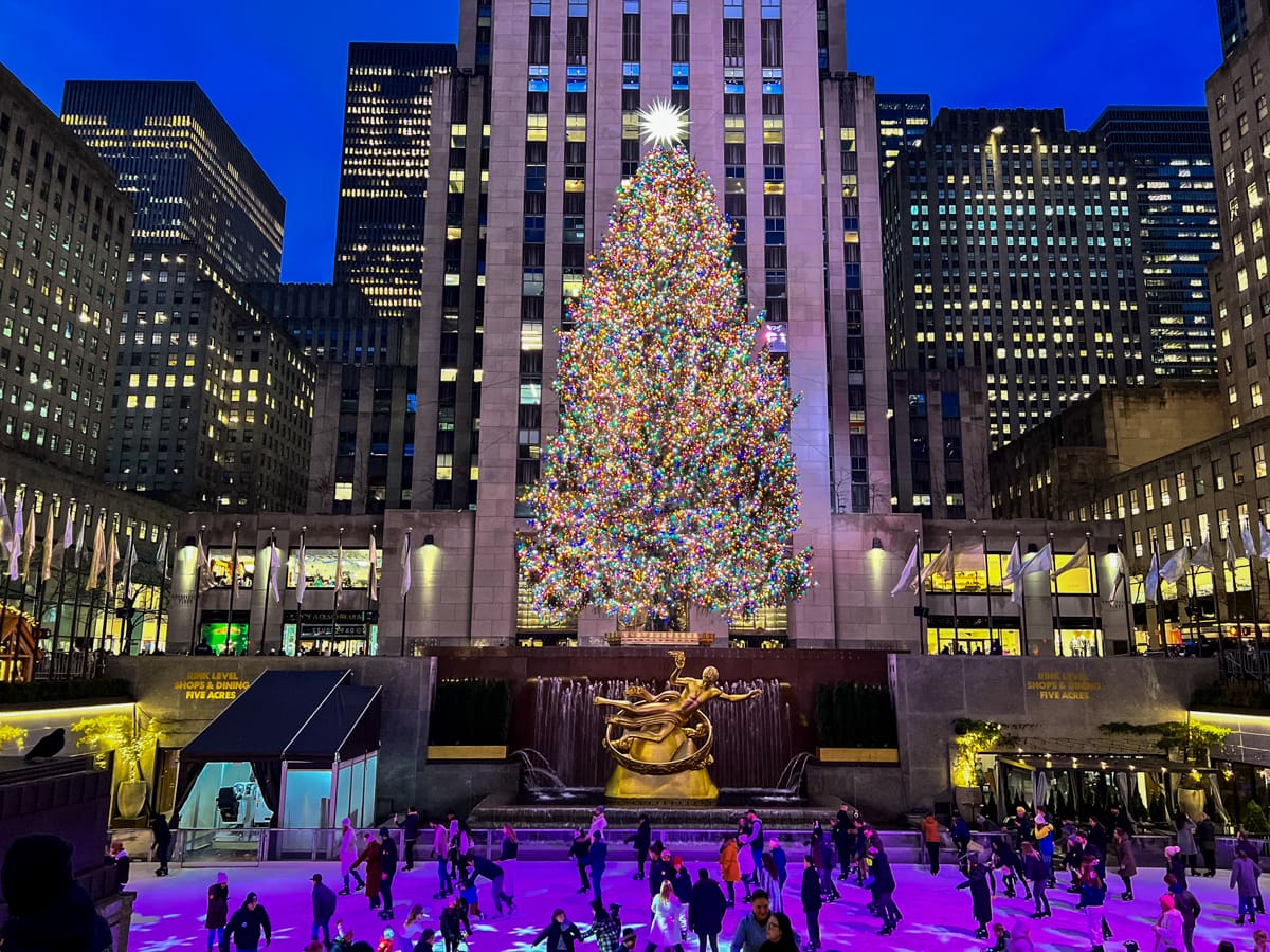 Christmas Tree Nyc Best Restaurants For Christmas Eve Dinner