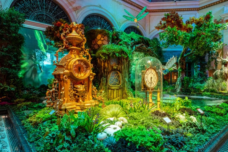 Bellagio’s Conservatory & Botanical Gardens Reveals Fall Display