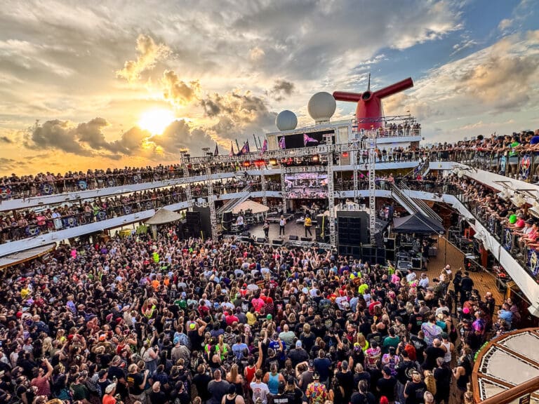 Hollywood Undead, Atreyu, and Nothing More Rock Day 1 of the Retro 80s-Themed ShipRocked Cruise