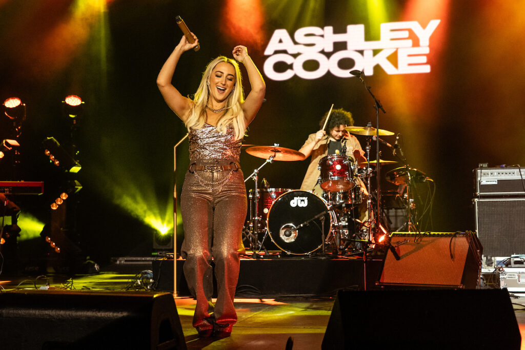 Ashley Cooke & Joe Jonas Surprise CRS Crowd 