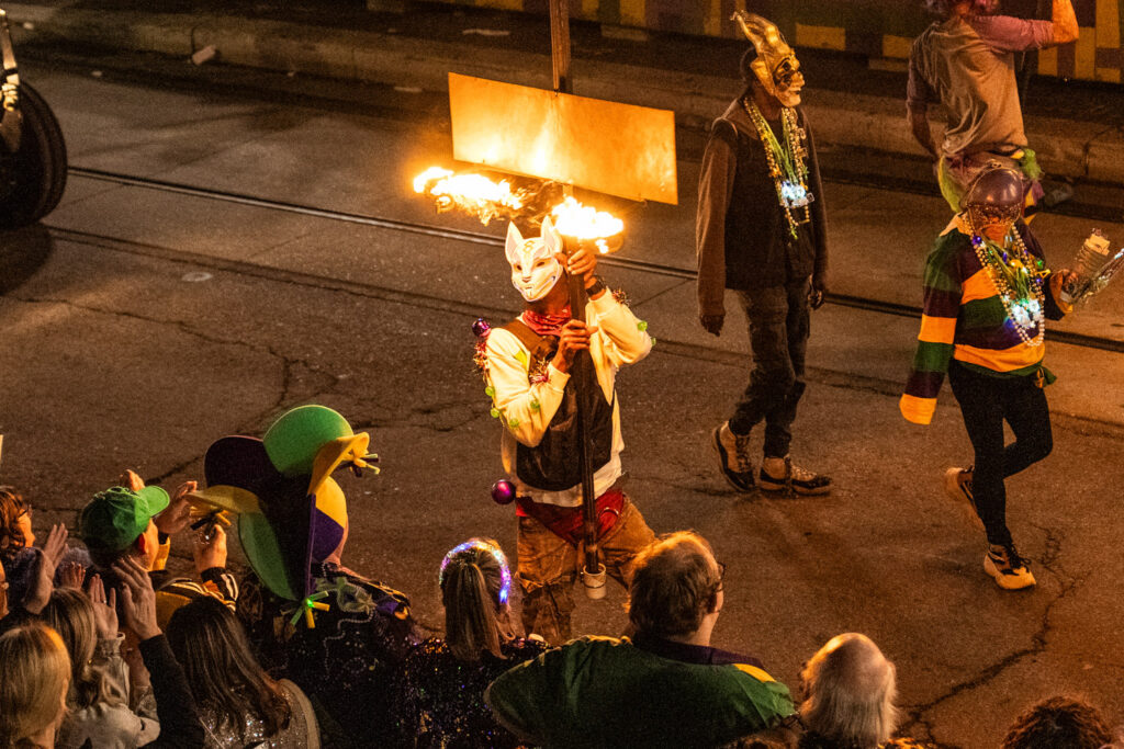 Babylon’s Enchanting 2025 Mardi Gras Parade 