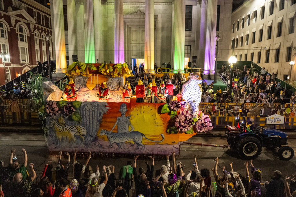 Babylon’s Enchanting 2025 Mardi Gras Parade 