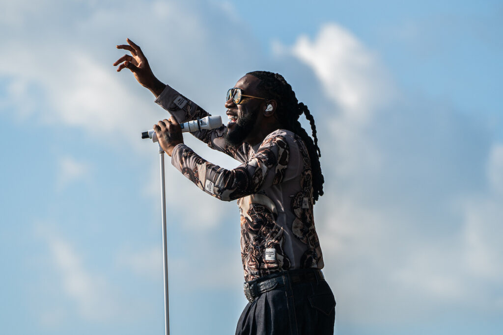 Burna Boy, HAIM, and Dave Matthews Draw Massive Crowd in Epic Jazz Fest 