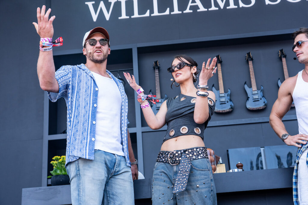 Noah Kahan Closes Out BottleRock