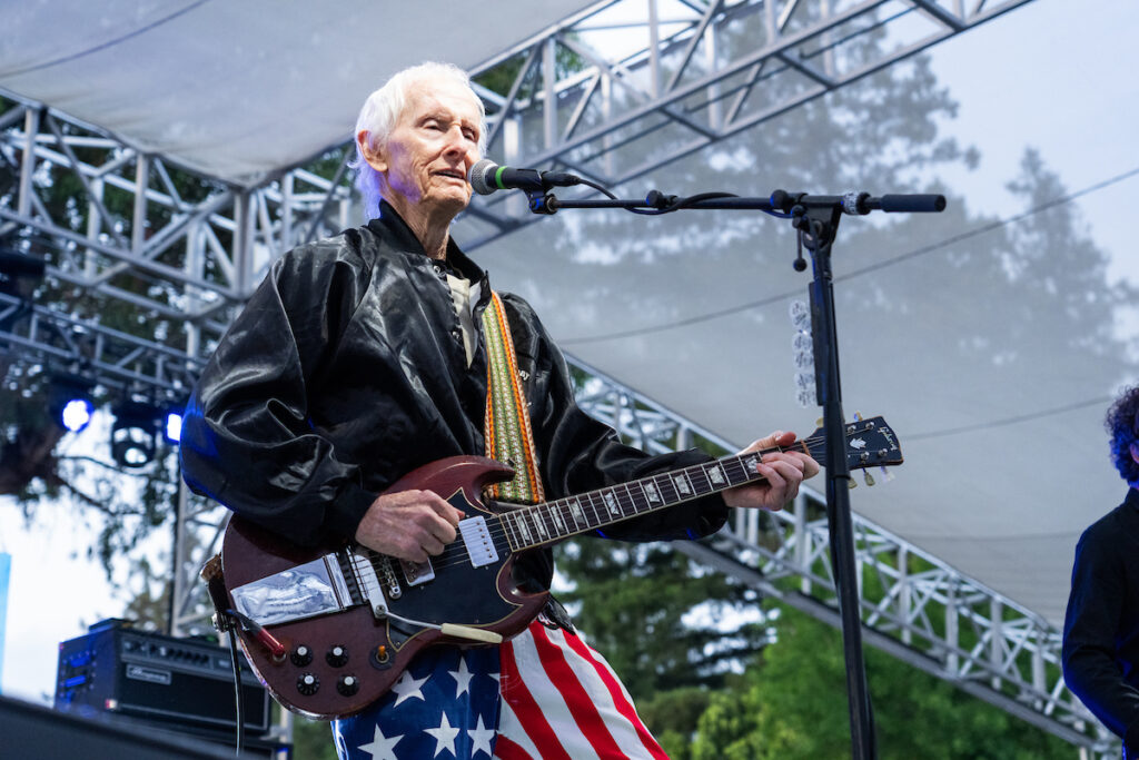 Noah Kahan Closes Out BottleRock