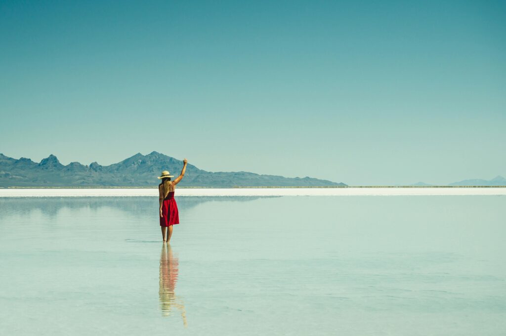 Easy Ways to Stay Safe on Your Solo Summer Adventure