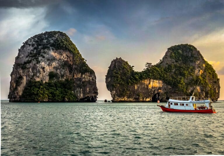 The Most Beautiful Places To Stop On Your Trip Across Thailand