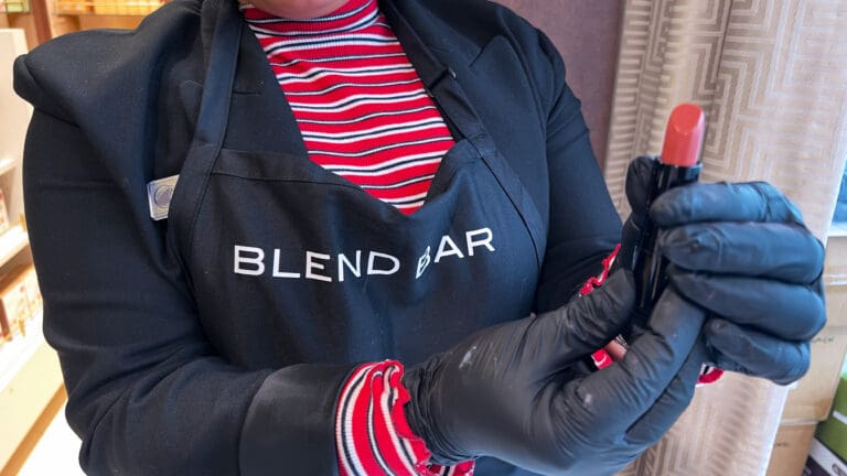 Holland America Line Offers Beauty Exclusive with Blend Bar