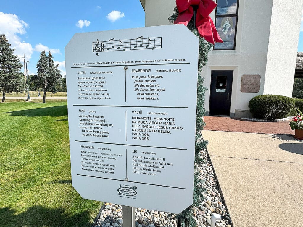 Bronner’s Christmas Store: Michigan’s 7-Acre Holiday Haven