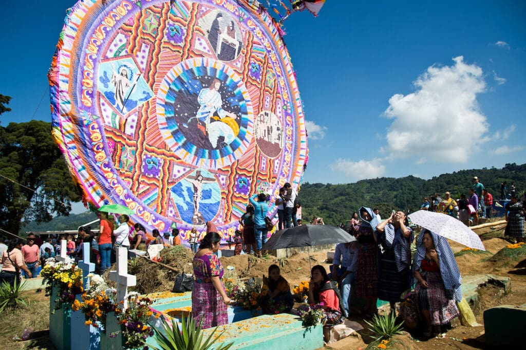 Guatemala’s Festival of Giant Kites Brings Day of the Dead Alive