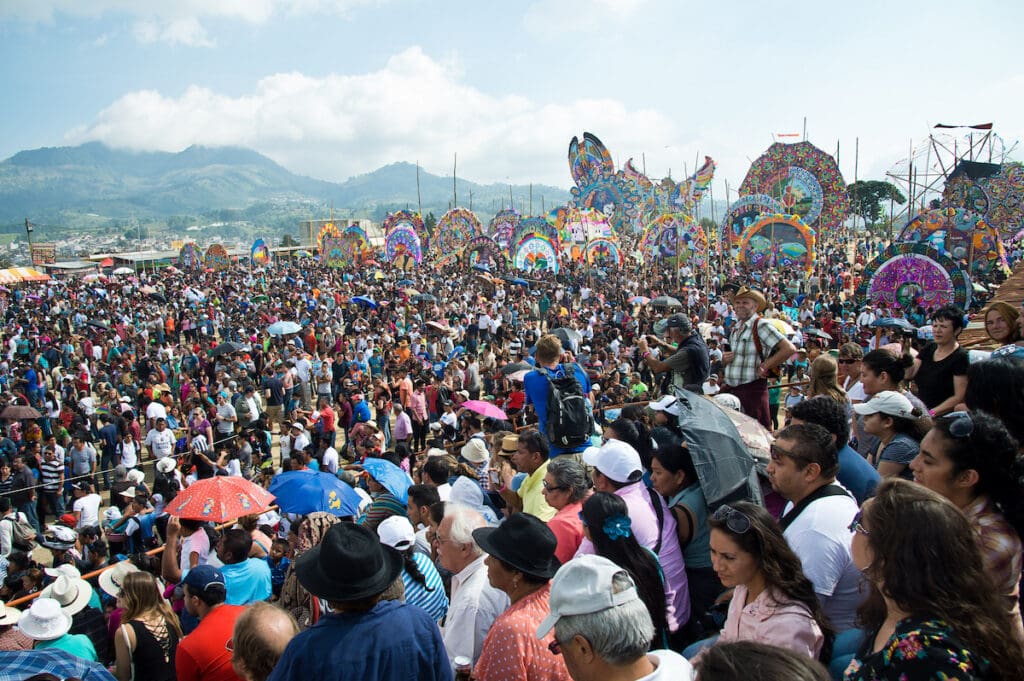 Guatemala’s Festival of Giant Kites Brings Day of the Dead Alive