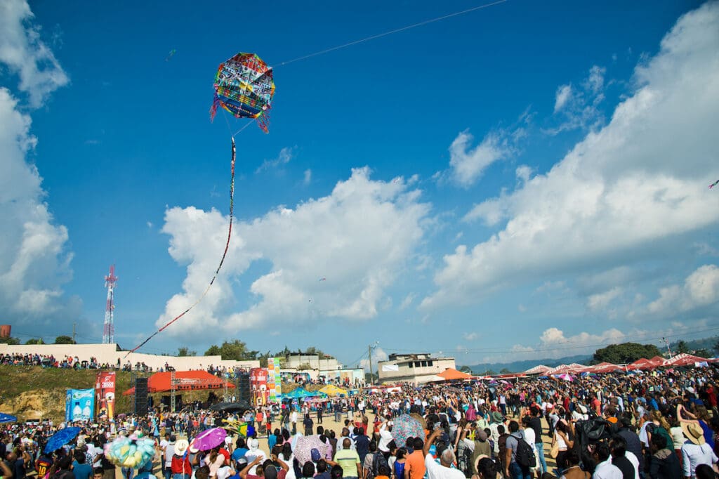 Guatemala’s Festival of Giant Kites Brings Day of the Dead Alive