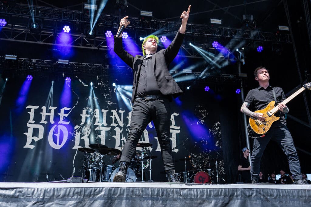 Lee Jennings of The Funeral Portrait Talks ShipRocked,