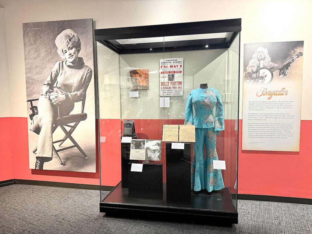 Dolly Parton: Journey of a Seeker at CMHOF