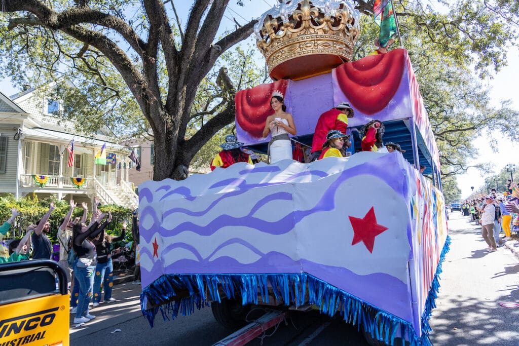 Legion of Mars Brings Patriotism to Mardi Gras in New Orleans
