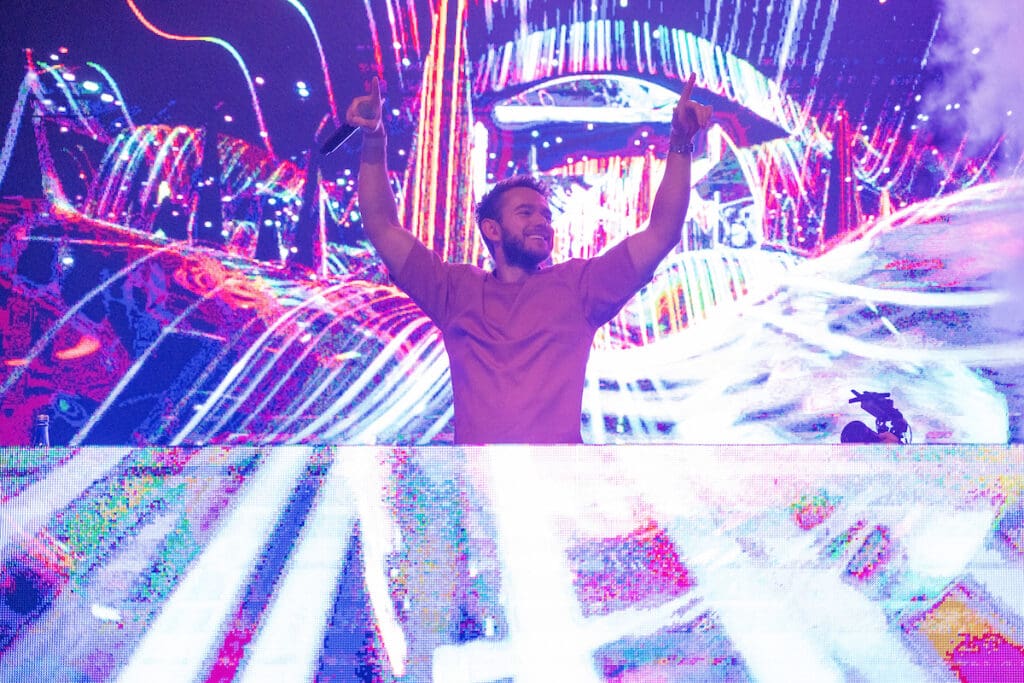 Shorty Gras 2026 Lit Up Mardi Gras World 