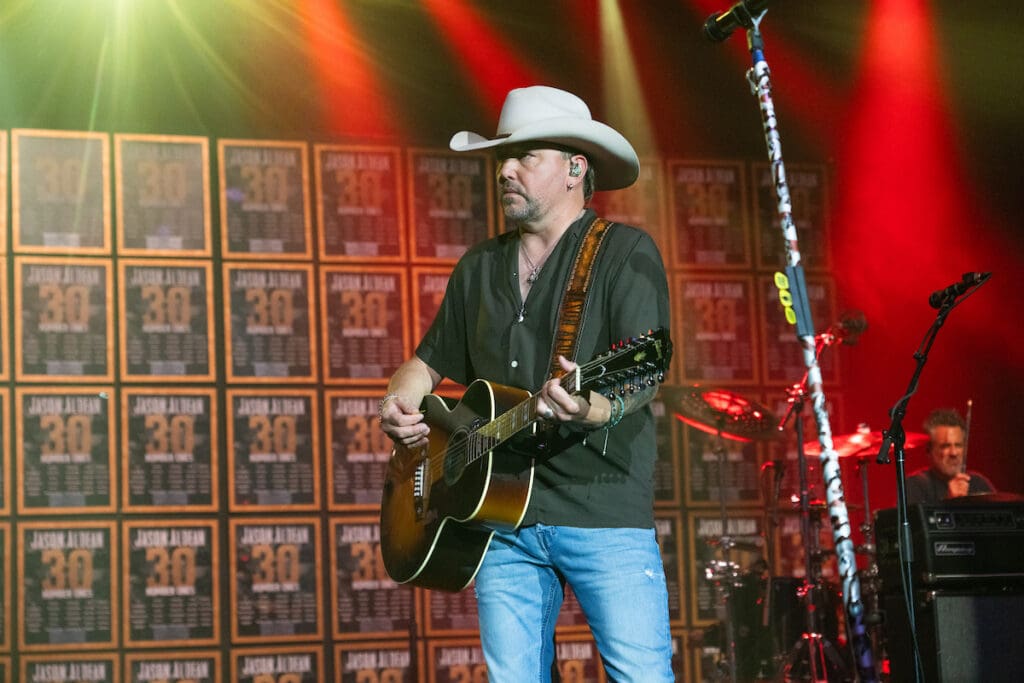 Jason Aldean Celebrates 31 No. 1 Hits