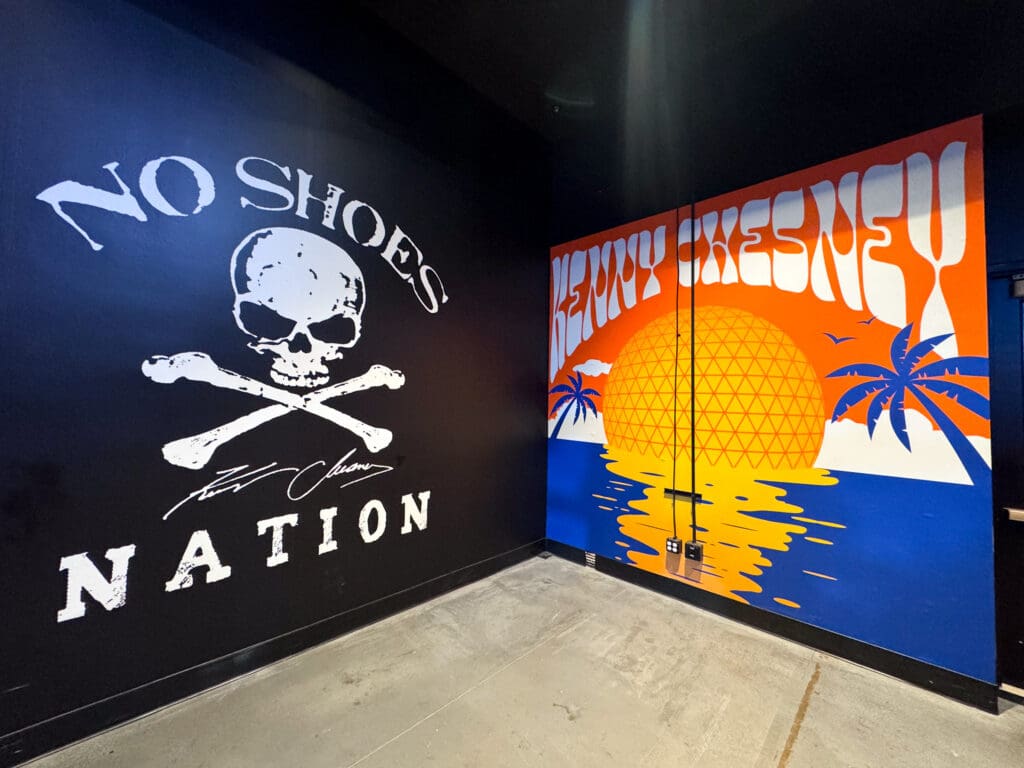 Kenny Chesney Brings Back Fan-Favorite Vibee Experiences